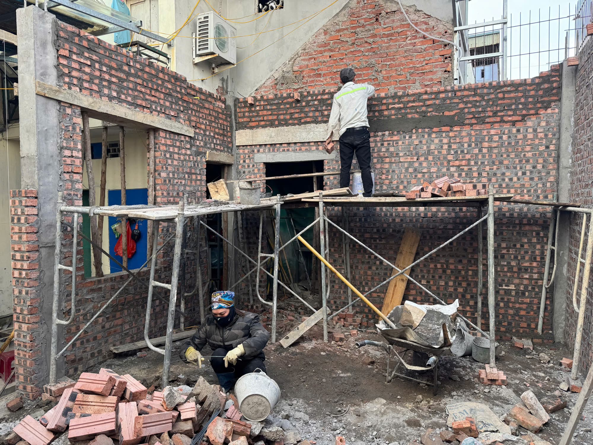 Xây dựng trọn gói
